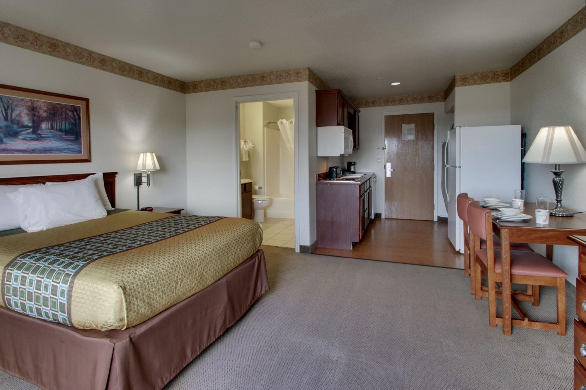 All Towne Suites Saint Robert Exterior photo
